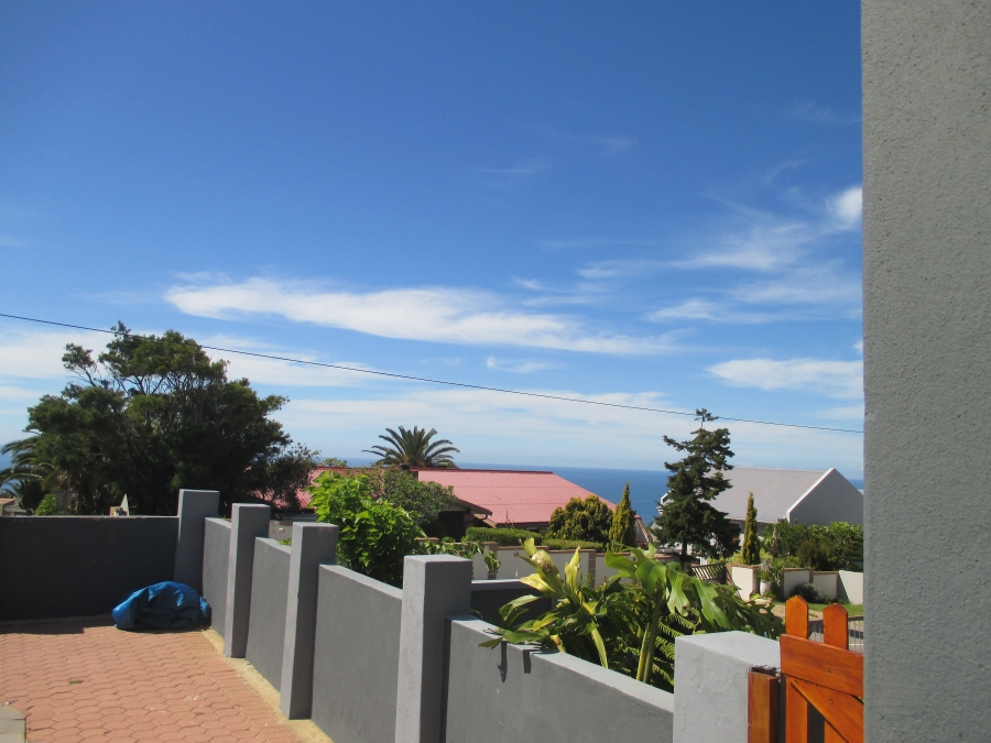 5 Bedroom Property for Sale in Dana Bay Western Cape